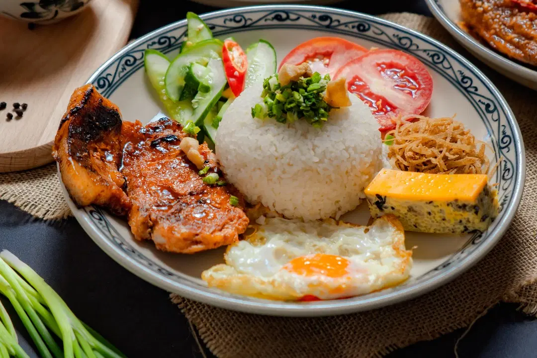 You can mix the rice with the grilled pork and any sides